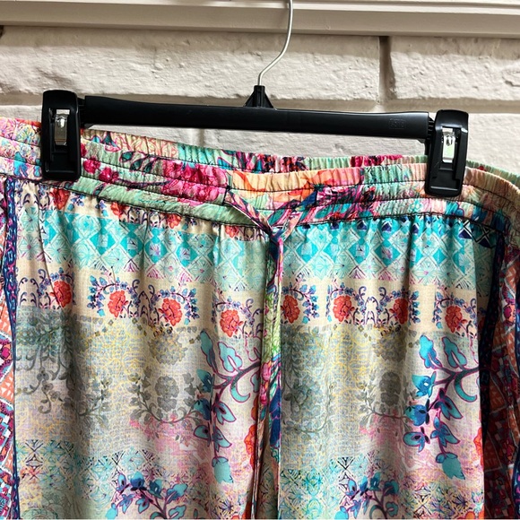 NWT Tolani Collection Rosaleen Wide Leg Floral Print Pants Size Medium - Picture 3 of 15